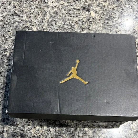 Jordan Kids Sneakers in Red and White - Picture 16 of 16